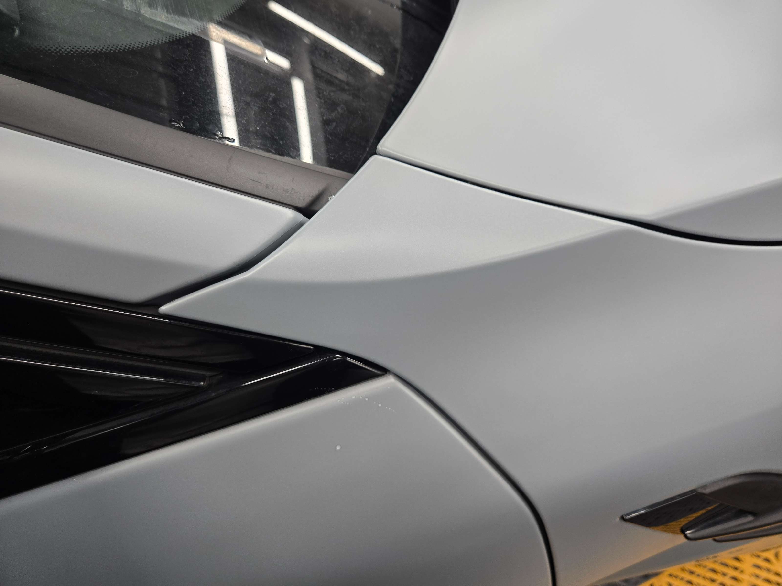 BMW G82 M4 フロントフェンダー上部 PPFエッジ処理